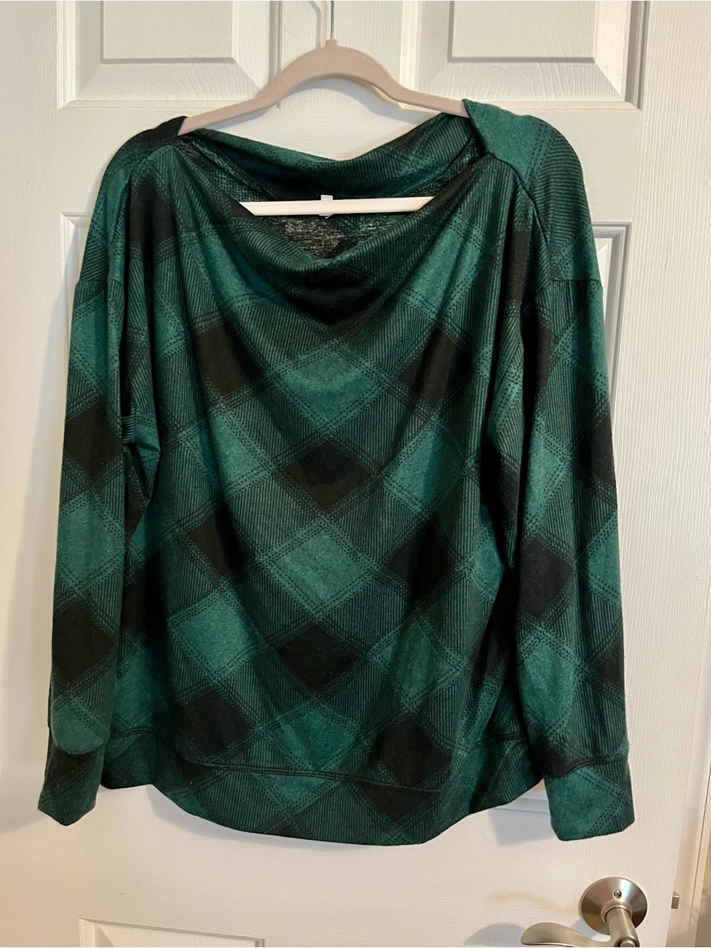 Green Plaid Women’s Cowl Neck Blouse Maurices Size XL